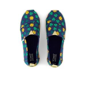 NWT Toms Alpargata Capri Blue Shimmer Clovers